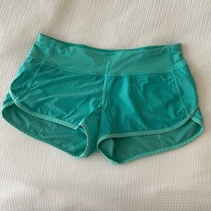 mesh teal 2.5 inseam lululemon speed shorts